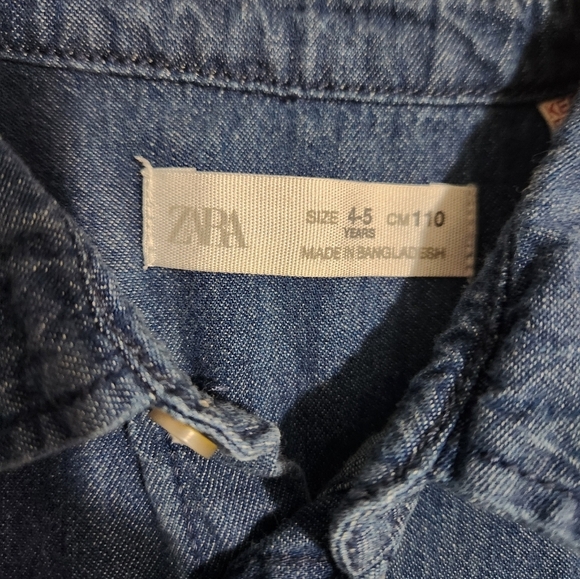 Zara Boys Blue Denim Button Down Shirt, Size  4/5 - Picture 2 of 3